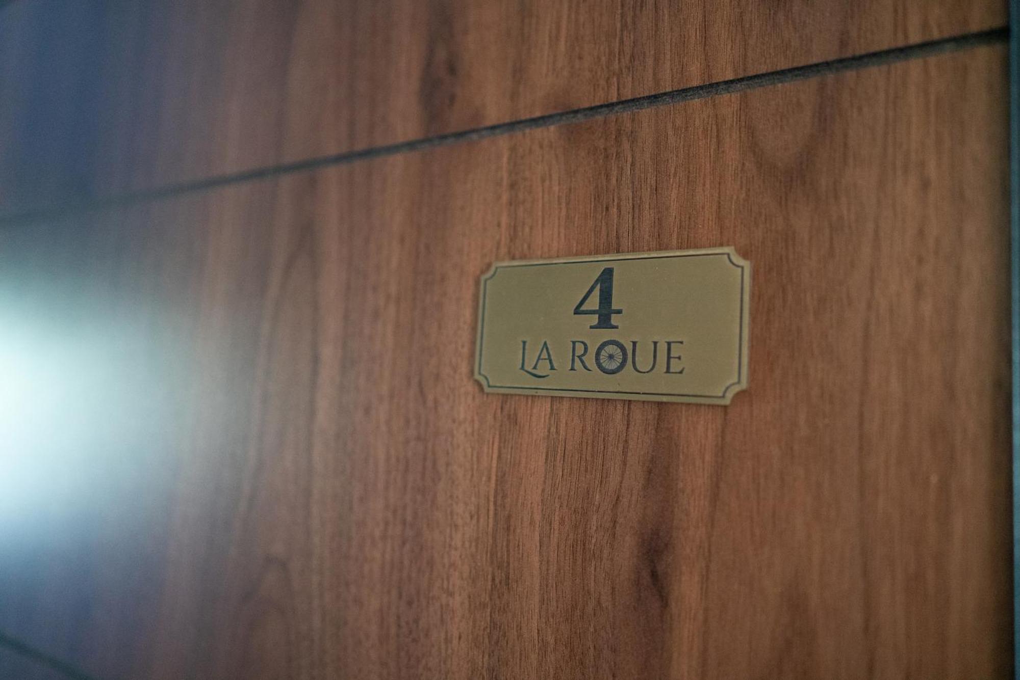 La Roue Otel Vrsac Dış mekan fotoğraf