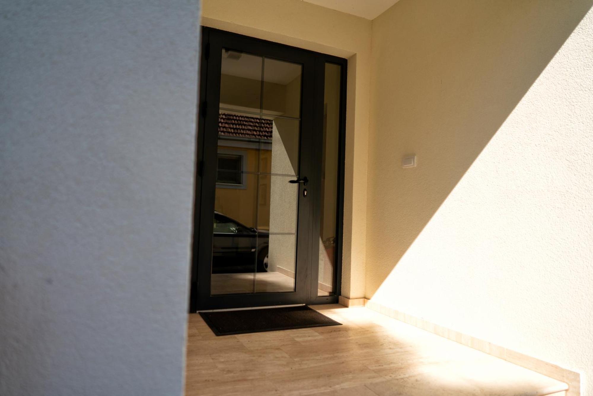 La Roue Otel Vrsac Dış mekan fotoğraf