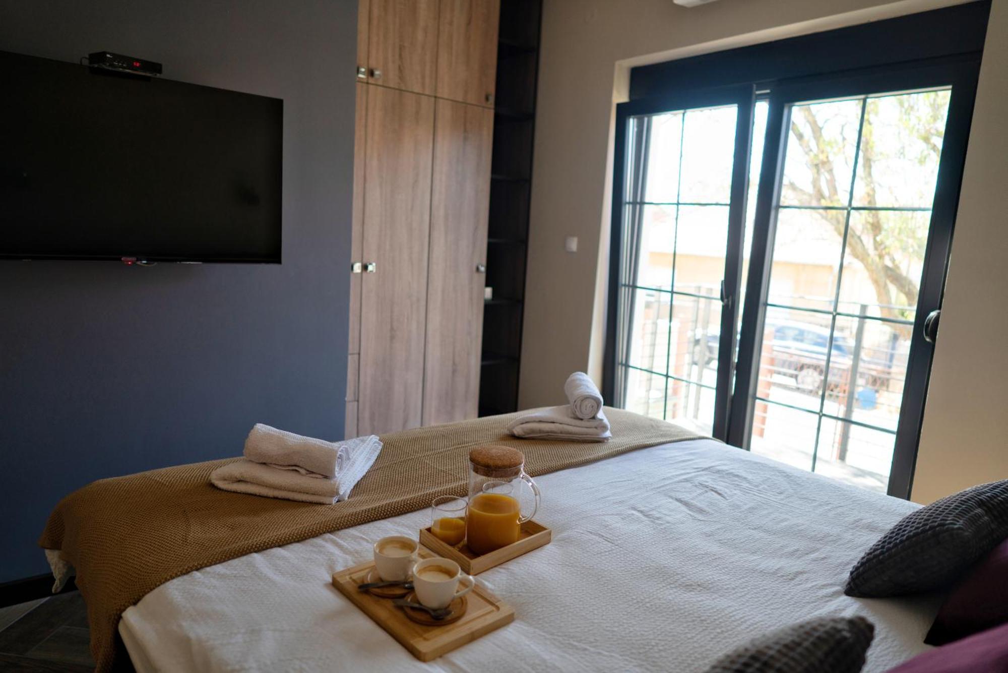 La Roue Otel Vrsac Dış mekan fotoğraf