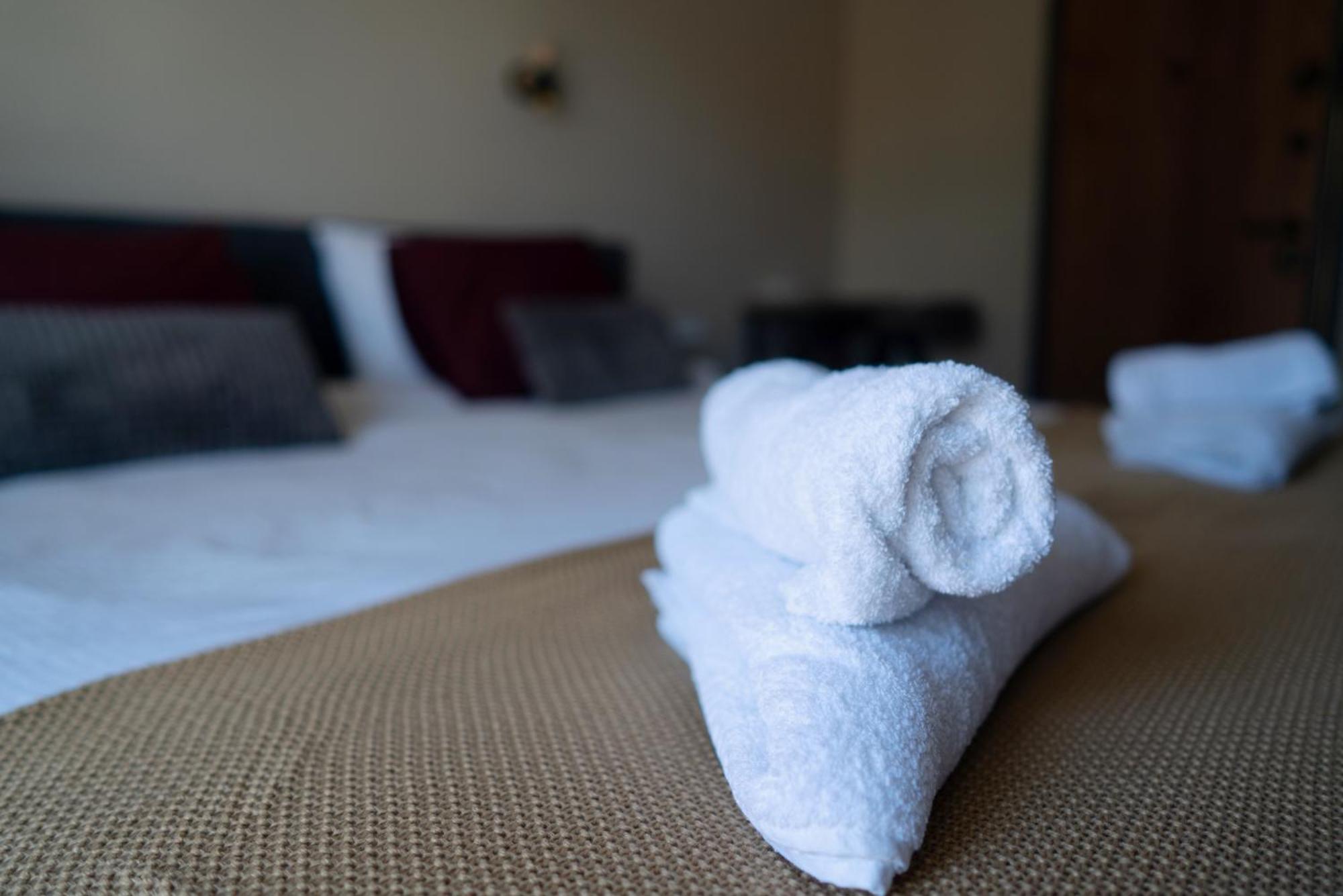 La Roue Otel Vrsac Dış mekan fotoğraf